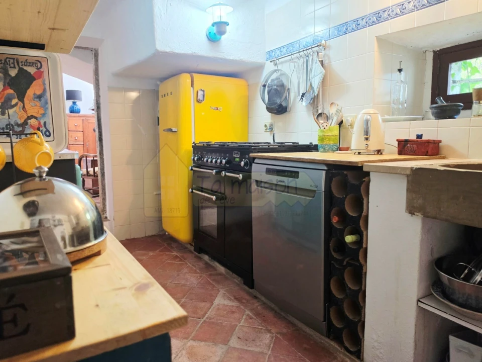 Moradia T4 para Venda em Santa Barbara de Nexe Foto 15