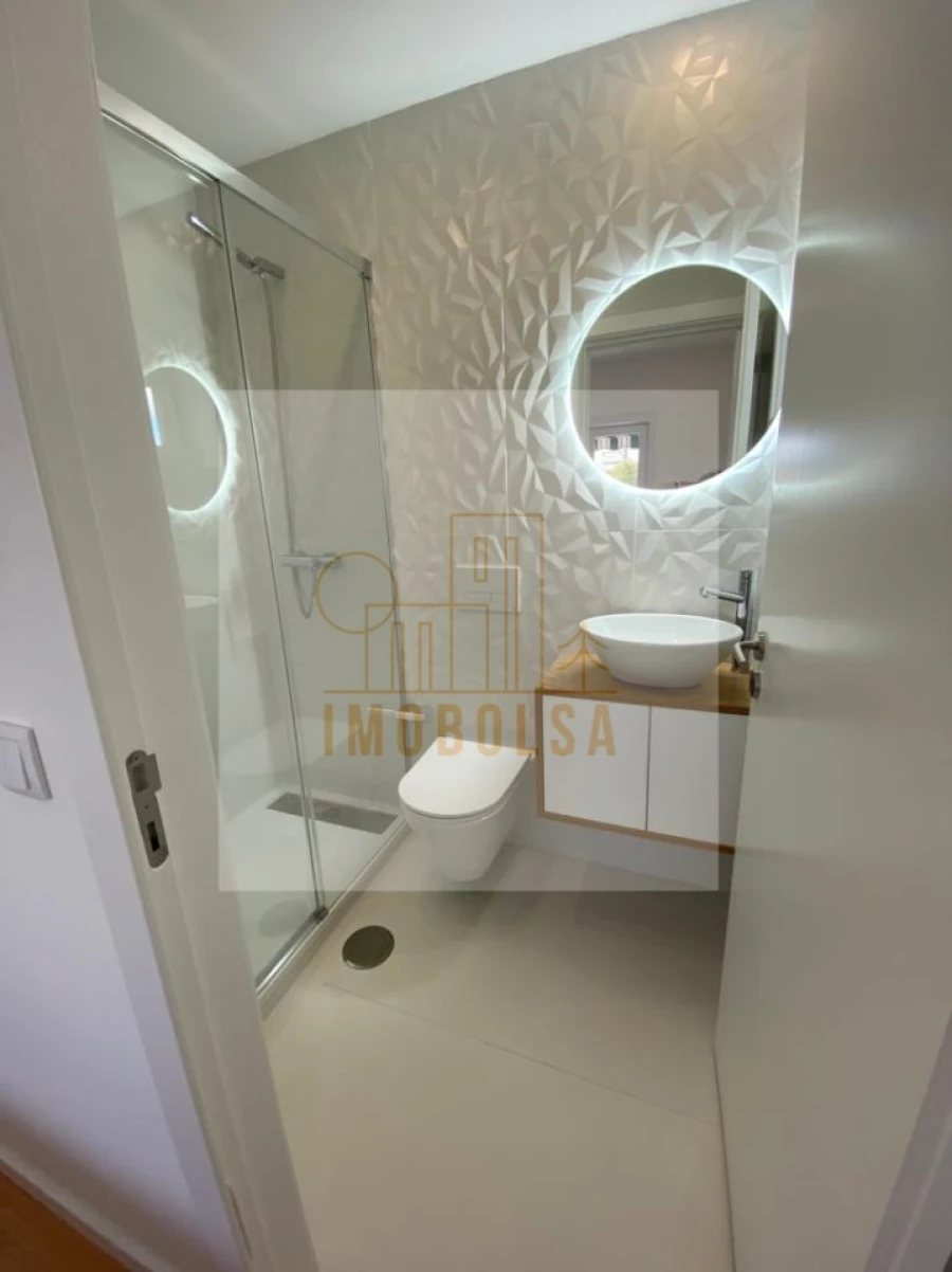Apartamento T4 para Venda em Vila Nova de Famalicão e Calendário Foto 5