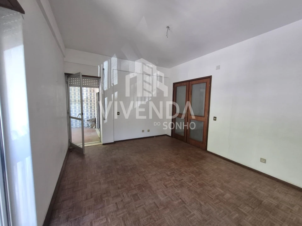 Apartamento T3 para Venda em União das Freguesias de Setúbal Foto 3