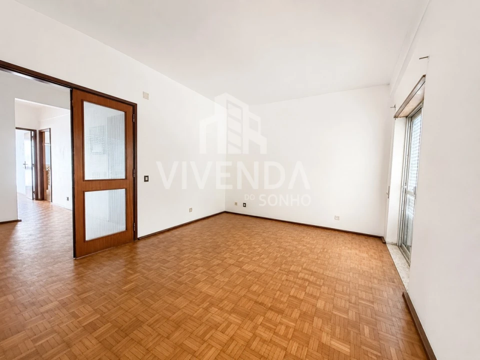 Apartamento T3 para Venda em União das Freguesias de Setúbal Foto 4