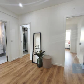 Apartamento T3 para Venda em Benfica