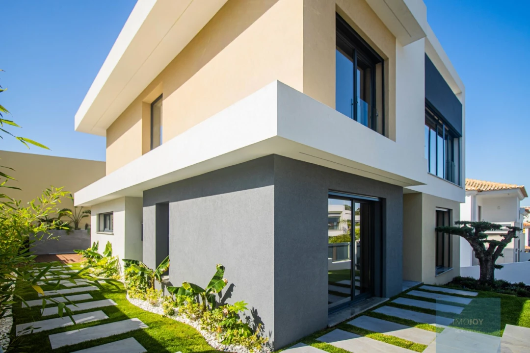 Moradia T5 para Venda em Carcavelos e Parede Foto 4