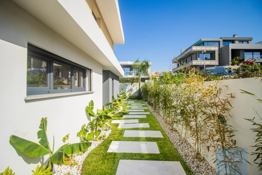 Moradia T5 para Venda em Carcavelos e Parede Foto 6