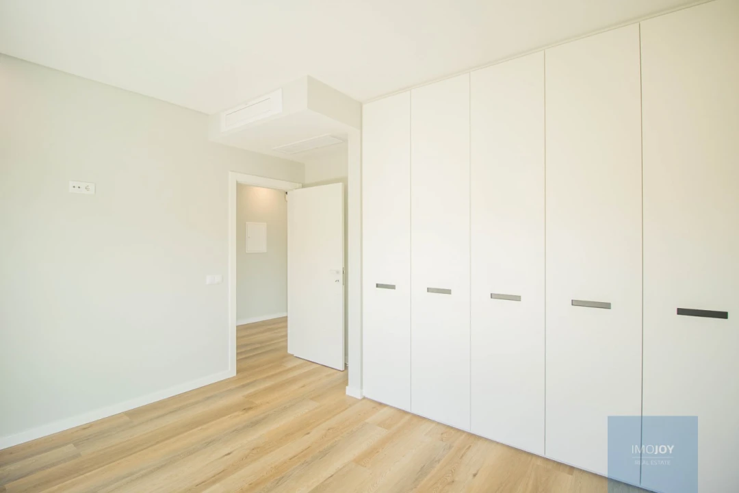 Moradia T5 para Venda em Carcavelos e Parede Foto 14