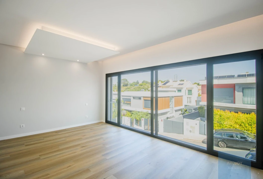 Moradia T5 para Venda em Carcavelos e Parede Foto 19