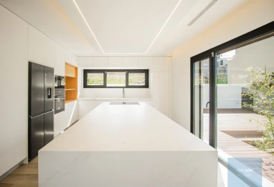 Moradia T5 para Venda em Carcavelos e Parede