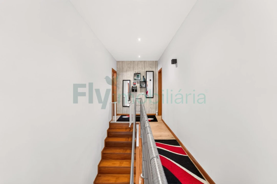 Moradia T3 para Venda em Infias Foto 37