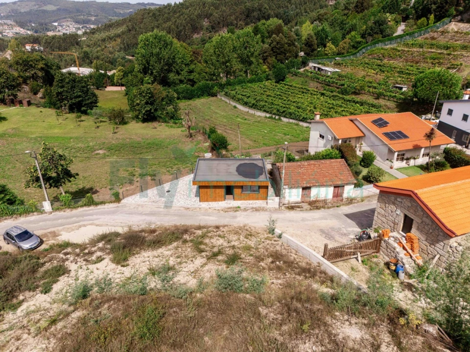 Moradia T1 para Venda em Caldas de Vizela (São Miguel e São João) Foto 5