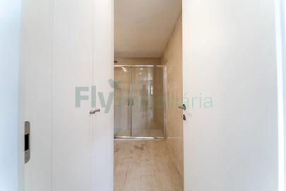 Moradia T1 para Venda em Caldas de Vizela (São Miguel e São João)