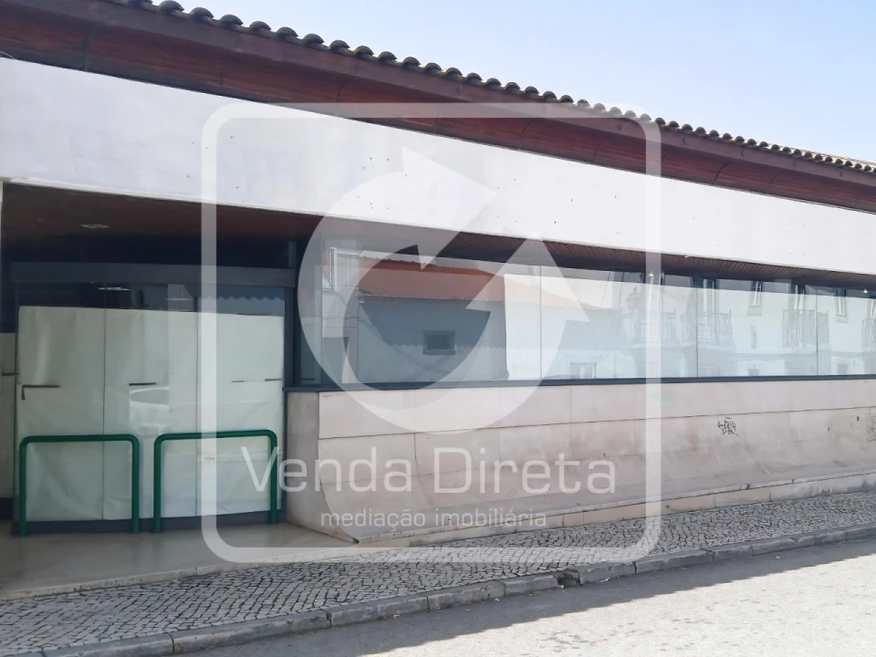Prédio para Venda em Chamusca e Pinheiro Grande Foto 10