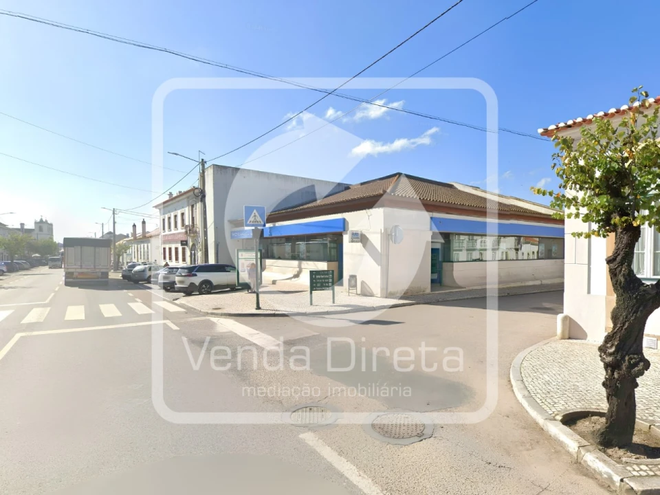 Prédio para Venda em Chamusca e Pinheiro Grande Foto 11