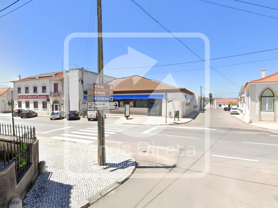 Prédio para Venda em Chamusca e Pinheiro Grande Foto 12