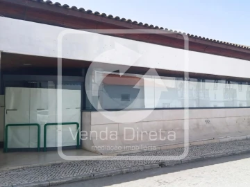 Prédio para Venda em Chamusca e Pinheiro Grande