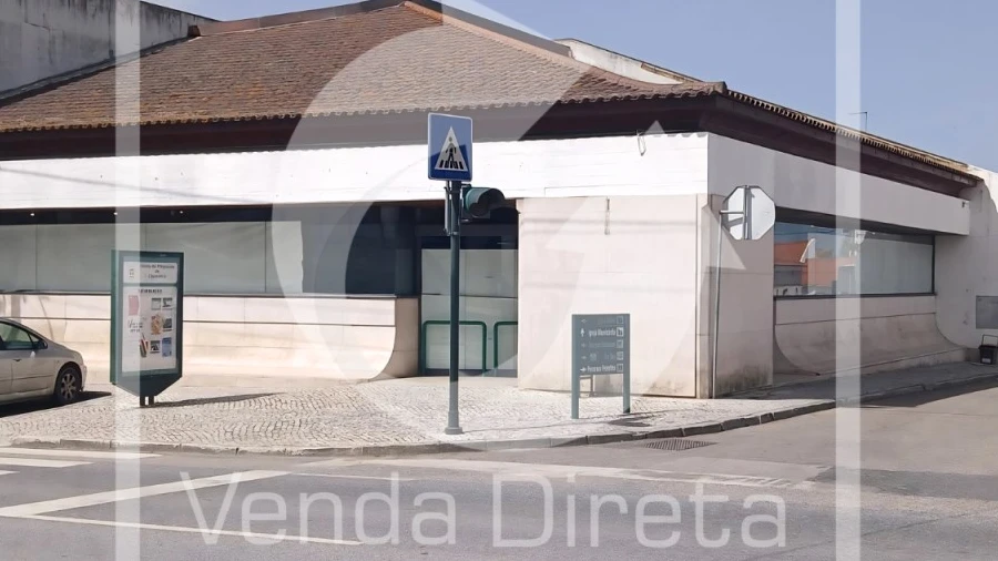 Prédio para Venda em Chamusca e Pinheiro Grande