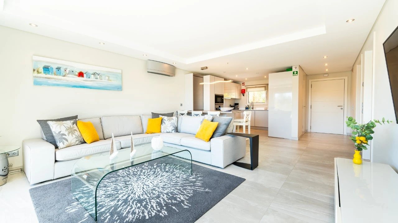Apartamento T1 para para venda em Almancil Foto 1