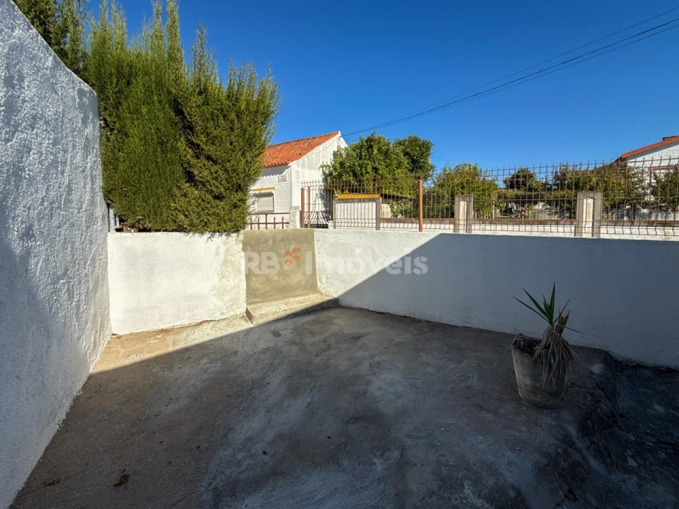 Moradia T2 para Venda em Vila Nova da Barquinha Foto 34
