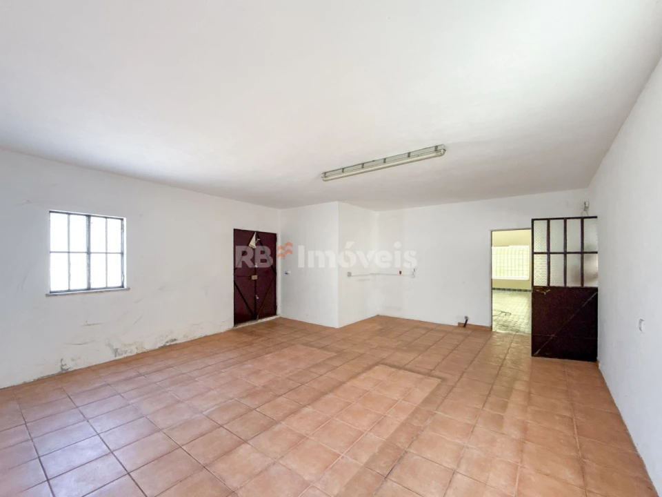 Moradia T2 para Venda em Vila Nova da Barquinha Foto 3