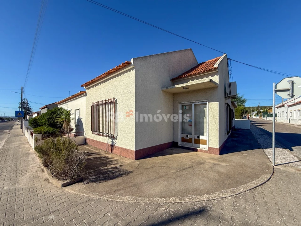 Moradia T2 para Venda em Vila Nova da Barquinha Foto 51