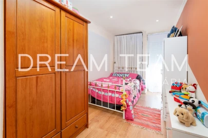 Apartamento T4 para Venda em Baixa da Banheira e Vale da Amoreira