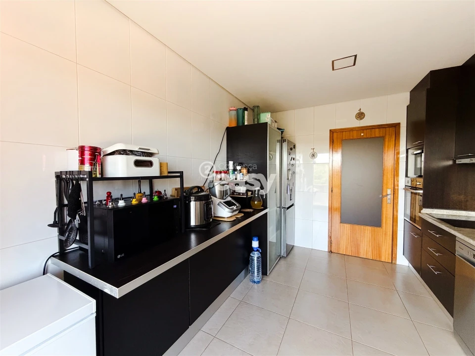 Apartamento T3 para Venda em Macieira da Maia Foto 28