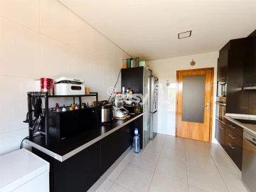 Apartamento T3 para Venda em Macieira da Maia