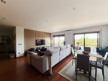 Apartamento T3 para Venda em Macieira da Maia