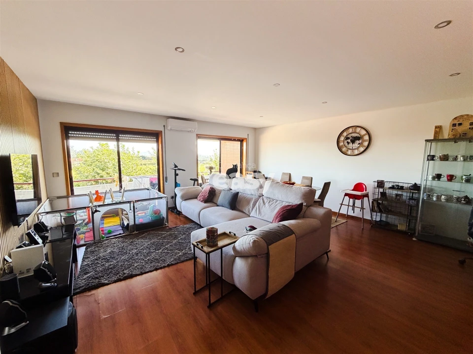 Apartamento T3 para Venda em Macieira da Maia Foto 37