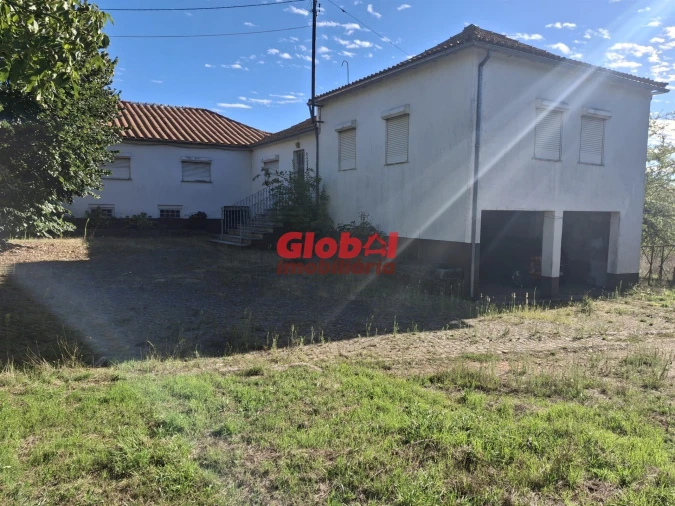 Quinta T0 para Venda em Satão Foto 2