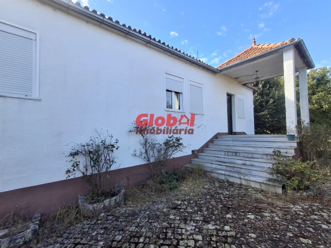 Quinta T0 para Venda em Satão Foto 12