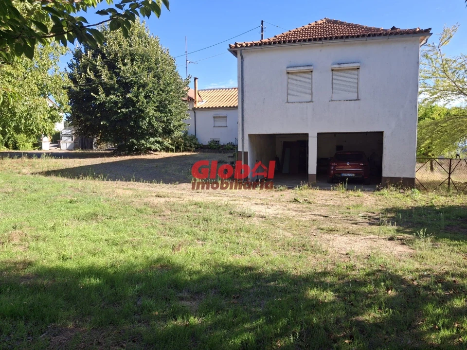 Quinta T0 para Venda em Satão Foto 4