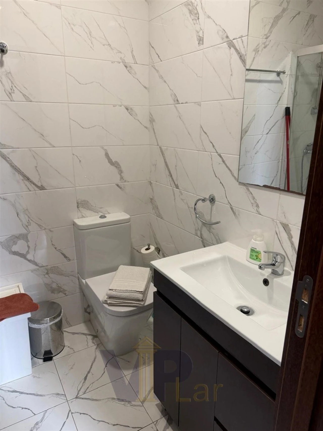 Apartamento T1 para Arrendamento em Paranhos Foto 12