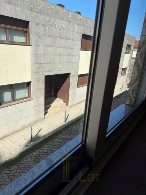 Apartamento T1 para Arrendamento em Paranhos