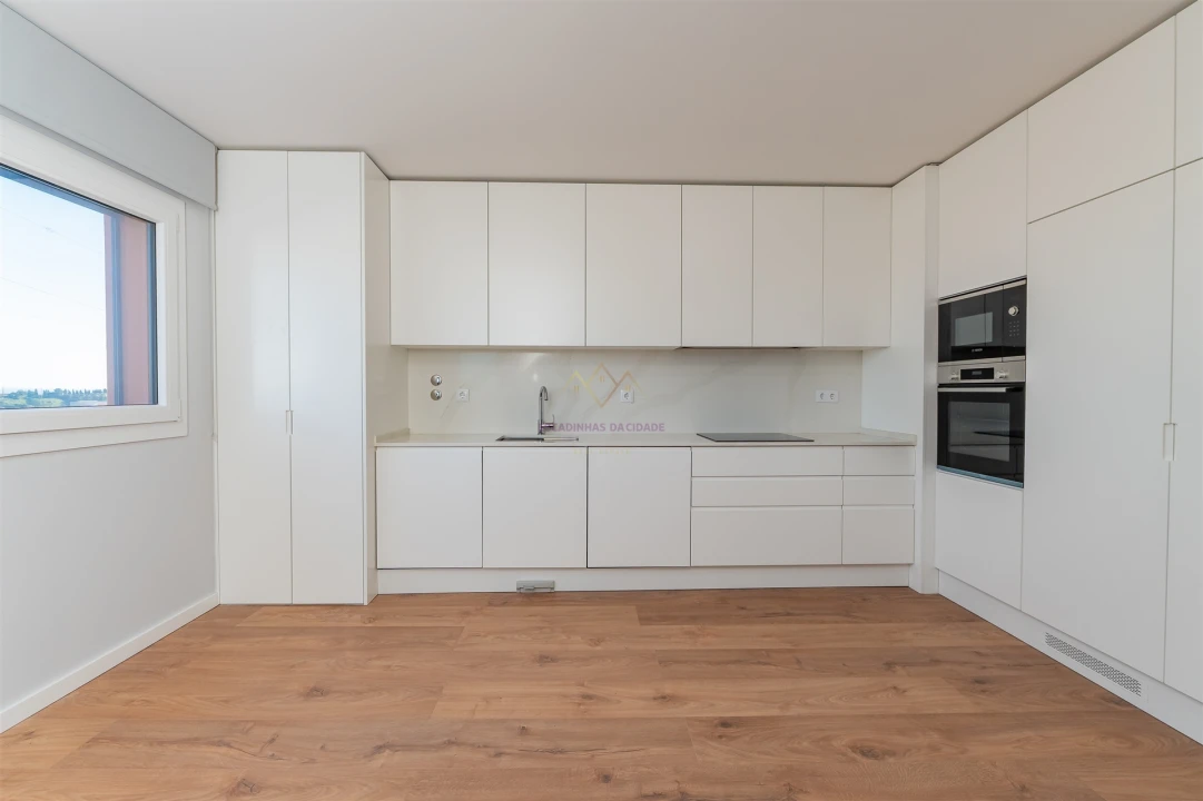 Apartamento T3 para Venda em Alverca do Ribatejo e Sobralinho Foto 2