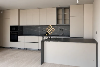 Apartamento T1 para Venda em São Martinho