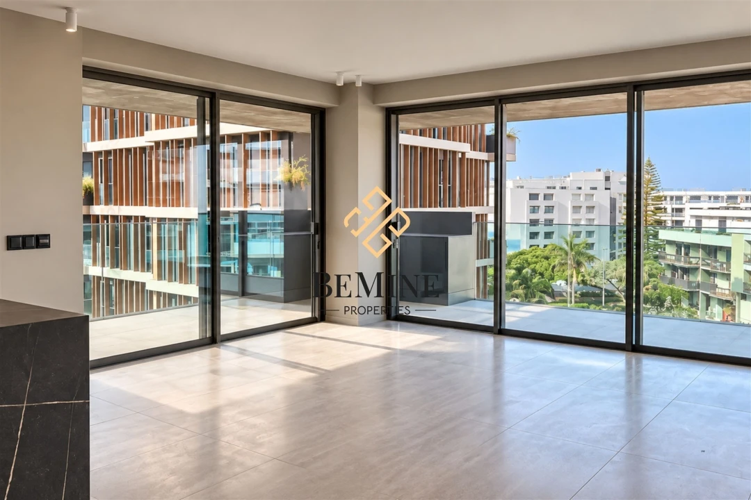 Apartamento T1 para Venda em São Martinho Foto 2