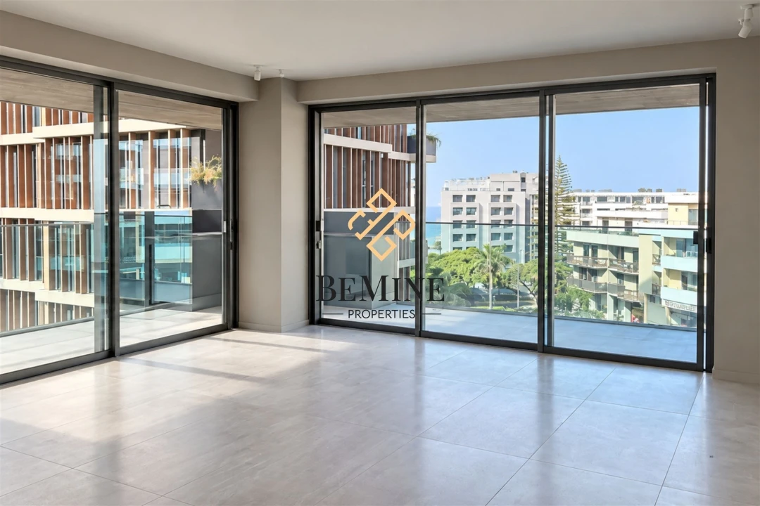 Apartamento T1 para Venda em São Martinho Foto 1