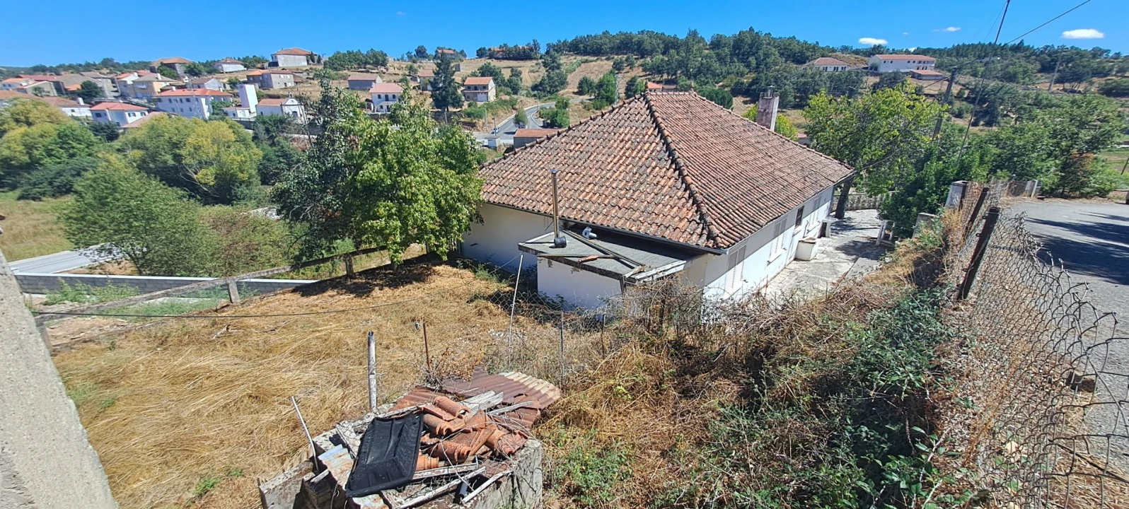Moradia T3 para Venda em São Martinho de Angueira Foto 5