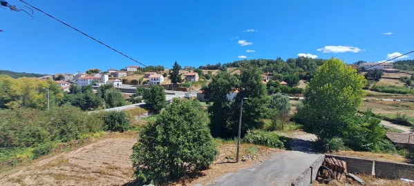 Moradia T3 para Venda em São Martinho de Angueira