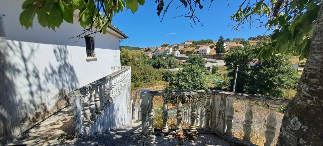 Moradia T3 para Venda em São Martinho de Angueira Foto 10