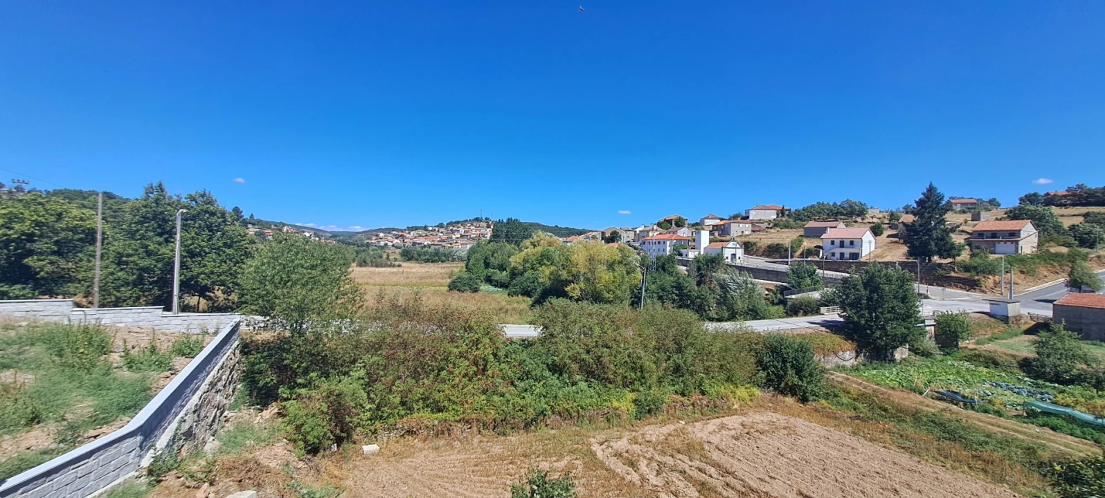 Moradia T3 para Venda em São Martinho de Angueira Foto 46