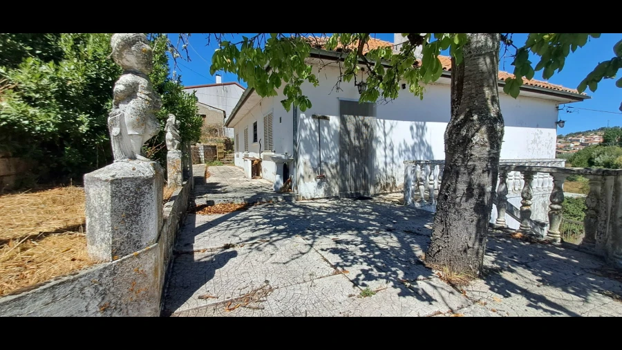 Moradia T3 para Venda em São Martinho de Angueira