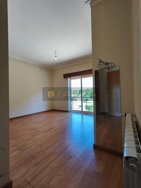 Moradia T3 para Venda em Repeses e São Salvador