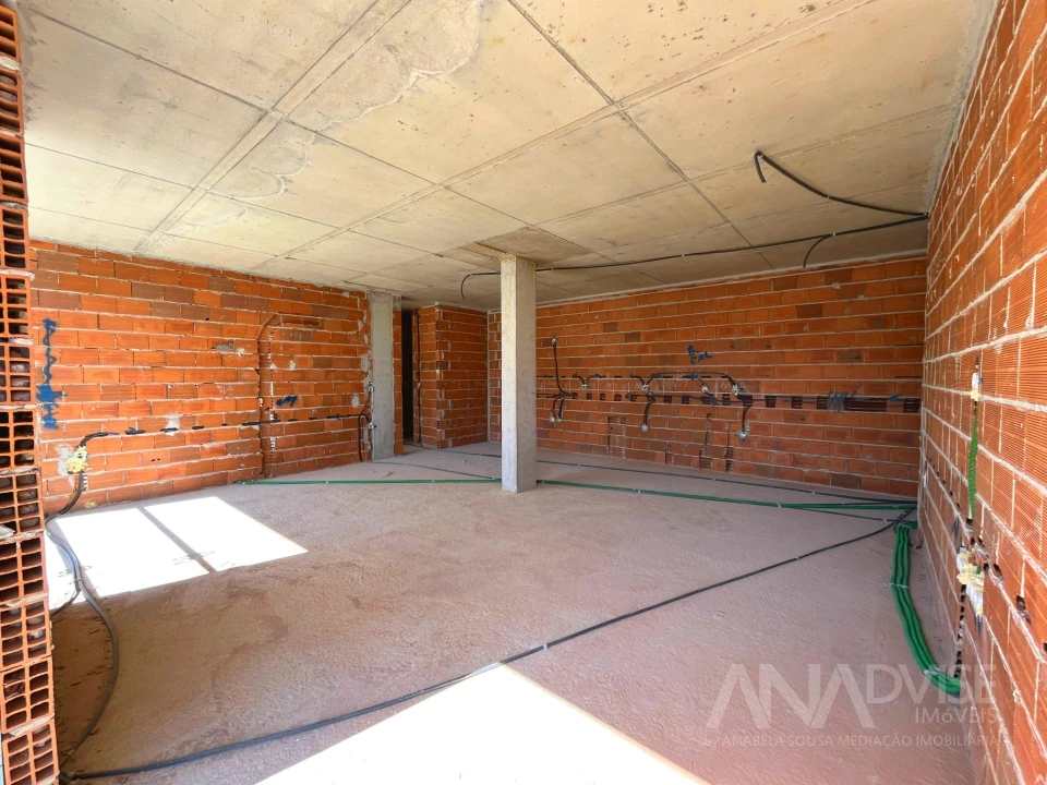 Apartamento T2 para Venda em Viseu Foto 5
