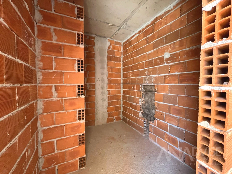 Apartamento T1 para Venda em Viseu Foto 6