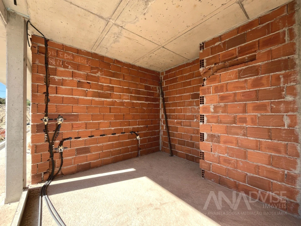 Apartamento T1 para Venda em Viseu Foto 9