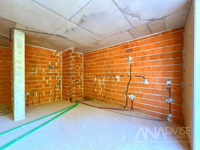 Apartamento T2 para Venda em Viseu Foto 6