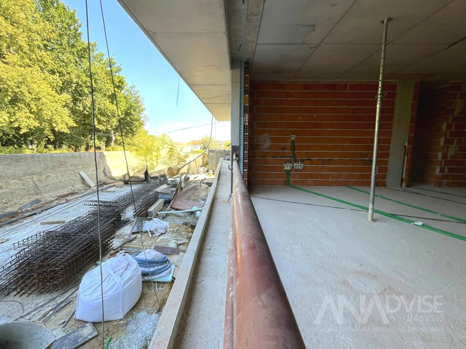 Apartamento T2 para Venda em Viseu Foto 7