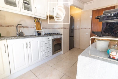 Apartamento T3 para Venda em Almada, Cova da Piedade, Pragal e Cacilhas