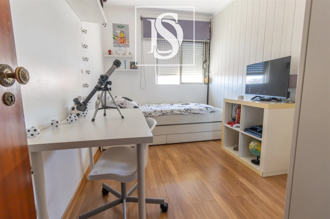 Apartamento T3 para Venda em Almada, Cova da Piedade, Pragal e Cacilhas Foto 15