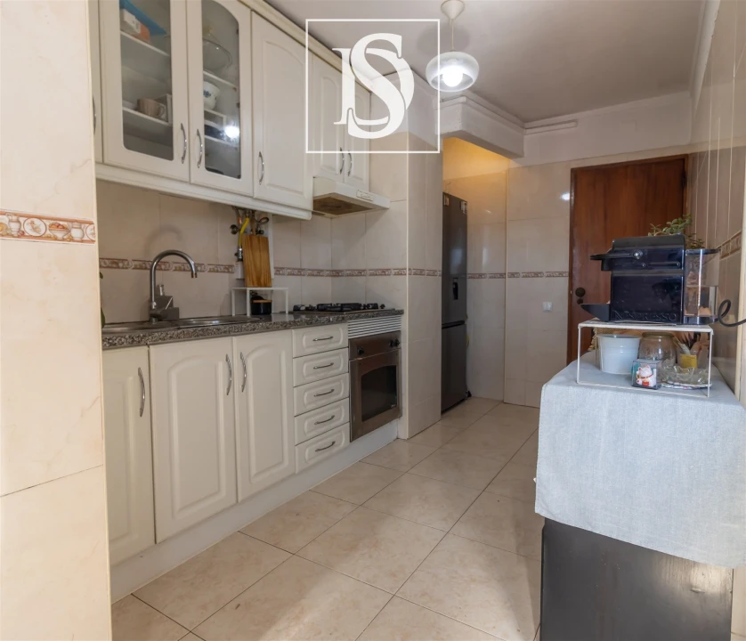 Apartamento T3 para Venda em Almada, Cova da Piedade, Pragal e Cacilhas Foto 27